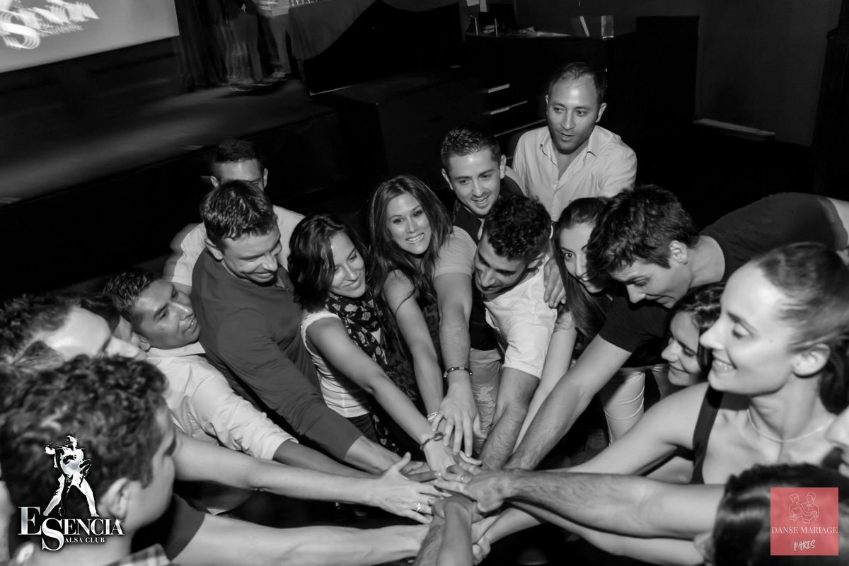 Cours danse couple Paris - préparation ouverture de bal